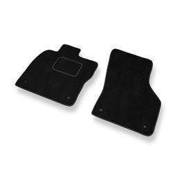 Velurové koberečky pro Seat Leon III (2013-2020) - autokoberece - rohožky - DGS Autodywan - černá